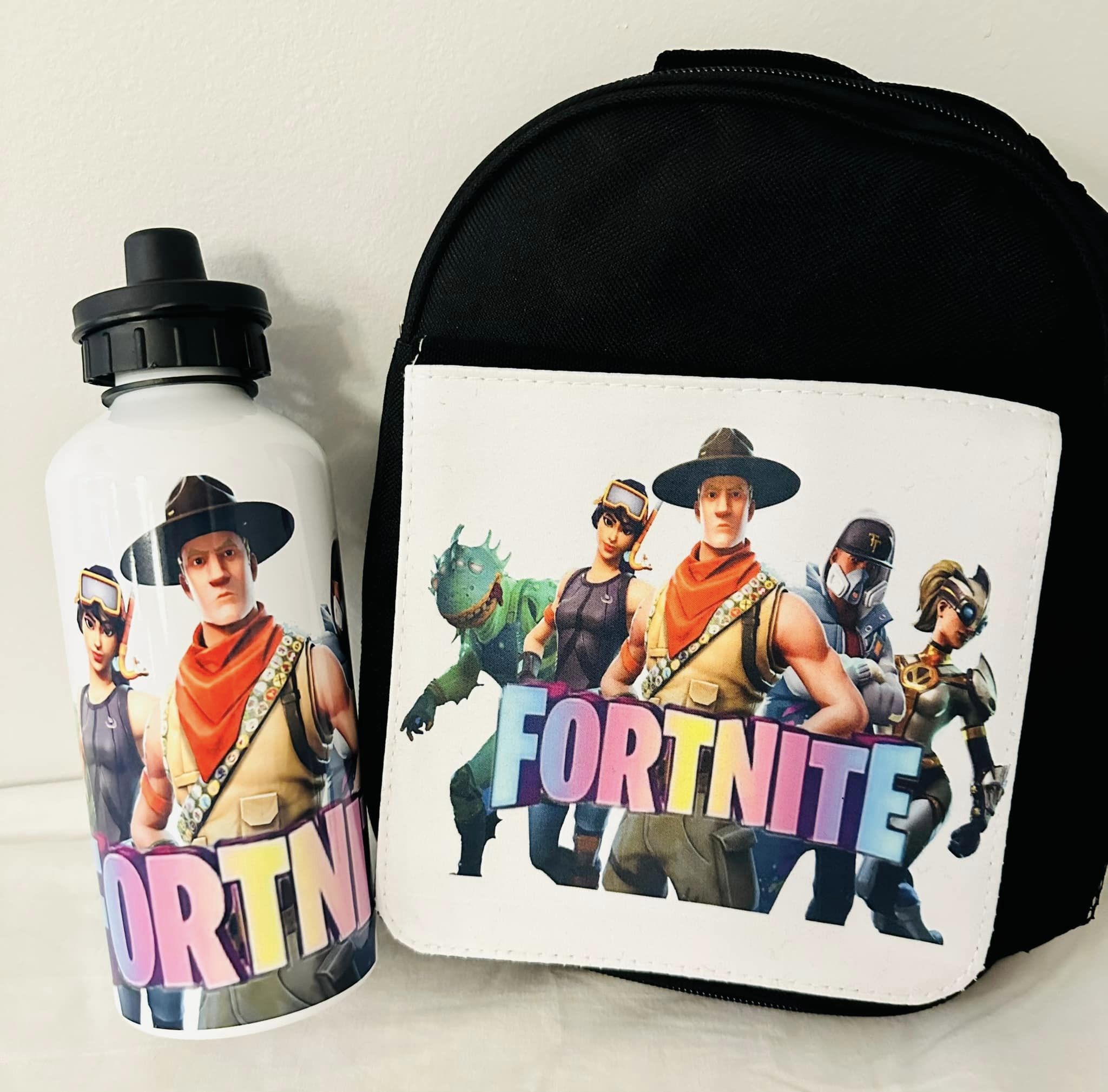 Fortnite - Personalised Items. Drinks/Water Bottle, Lunch Bag, Gym Bag