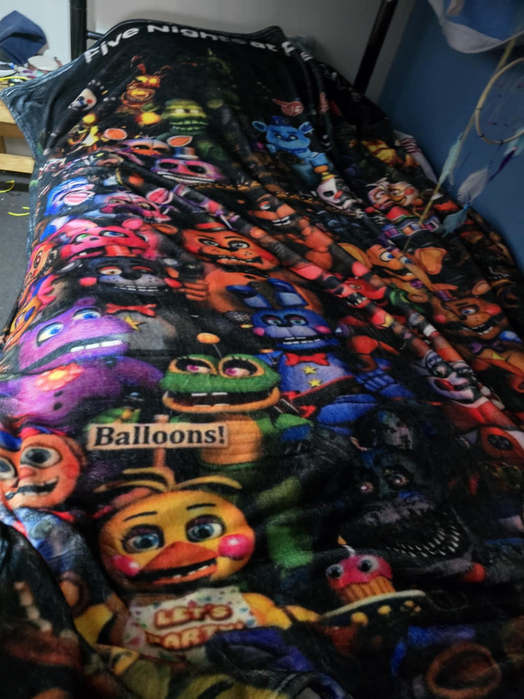 Friday night at Freddys Blanket