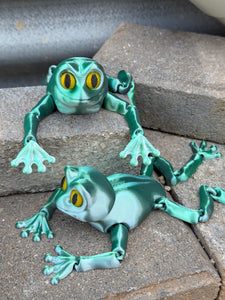 Green Tree Frog -Articulated 3D toy, fidget