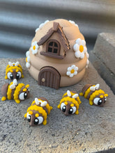 Beehive & Bee Set 3D Printed- Fidget-Toy-Collectable