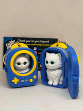 3D Kitty In a Backpack Keychain
