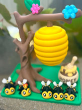Buzzing Bee Hive Playset – Cute Collectable Display