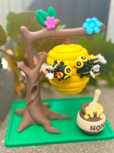 Buzzing Bee Hive Playset – Cute Collectable Display