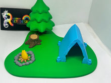 Fox Family Camping Adventure Diorama- 3D printed