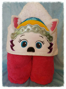 Girl Everest  Hooded Towel