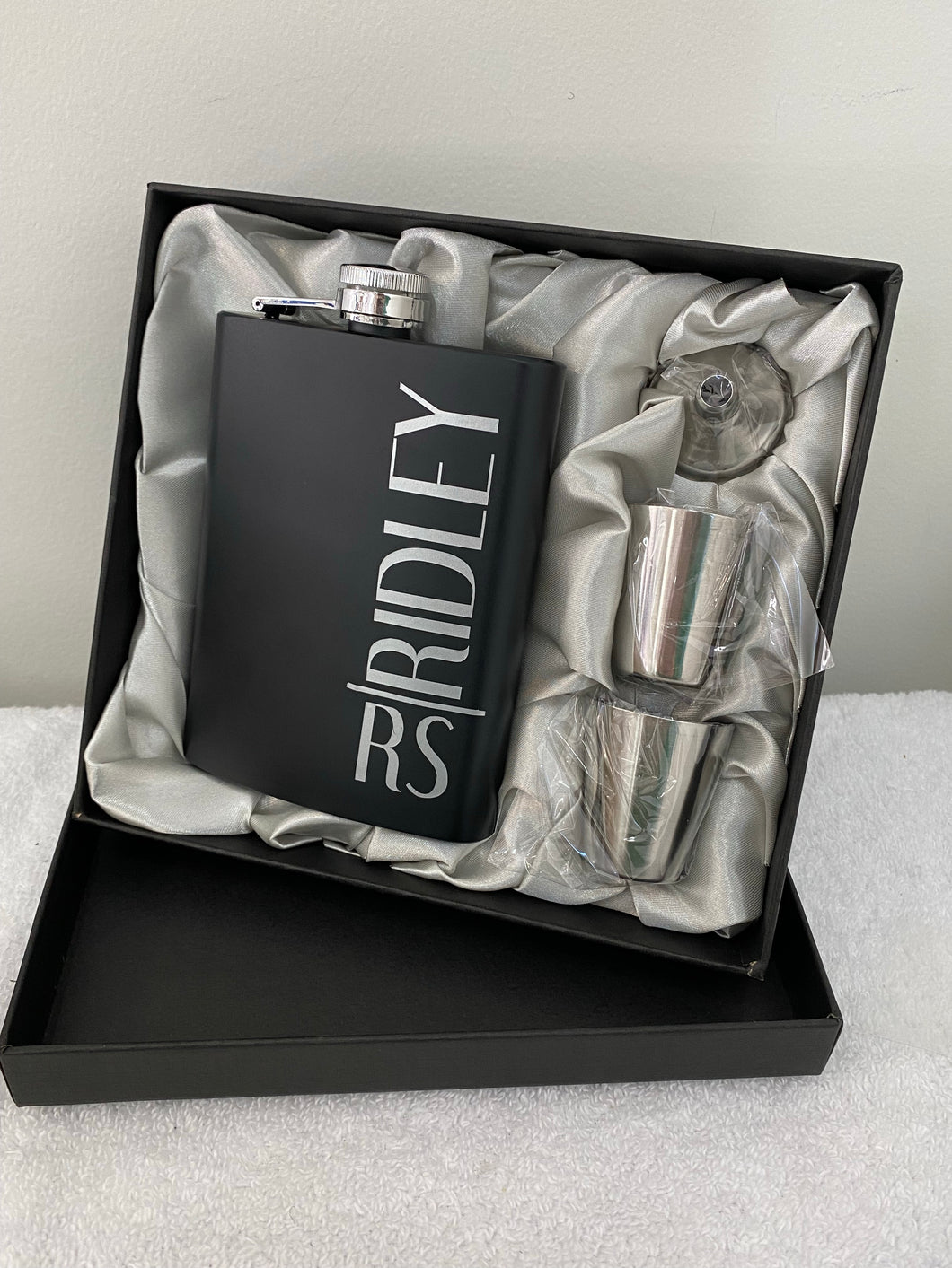 Hip Flask box set