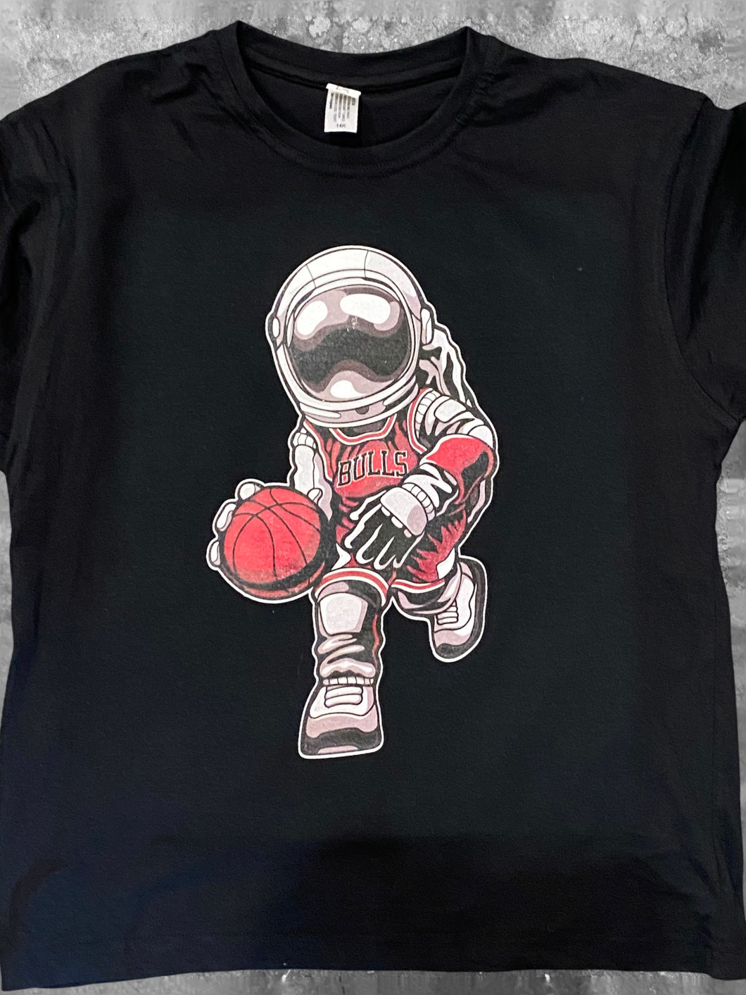 Astronaut bulls basketball tshirt