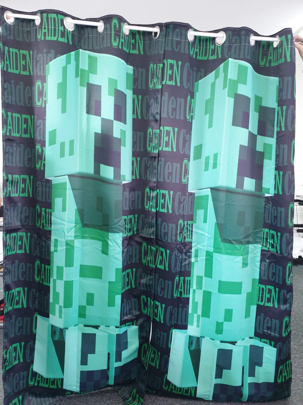 Minecraft creeper Block out custom curtains